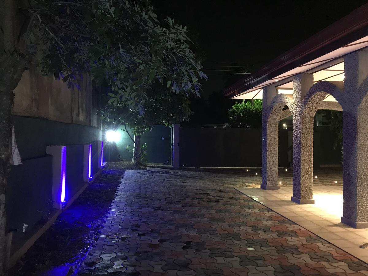 Villaflorence Kadawatha Exterior foto